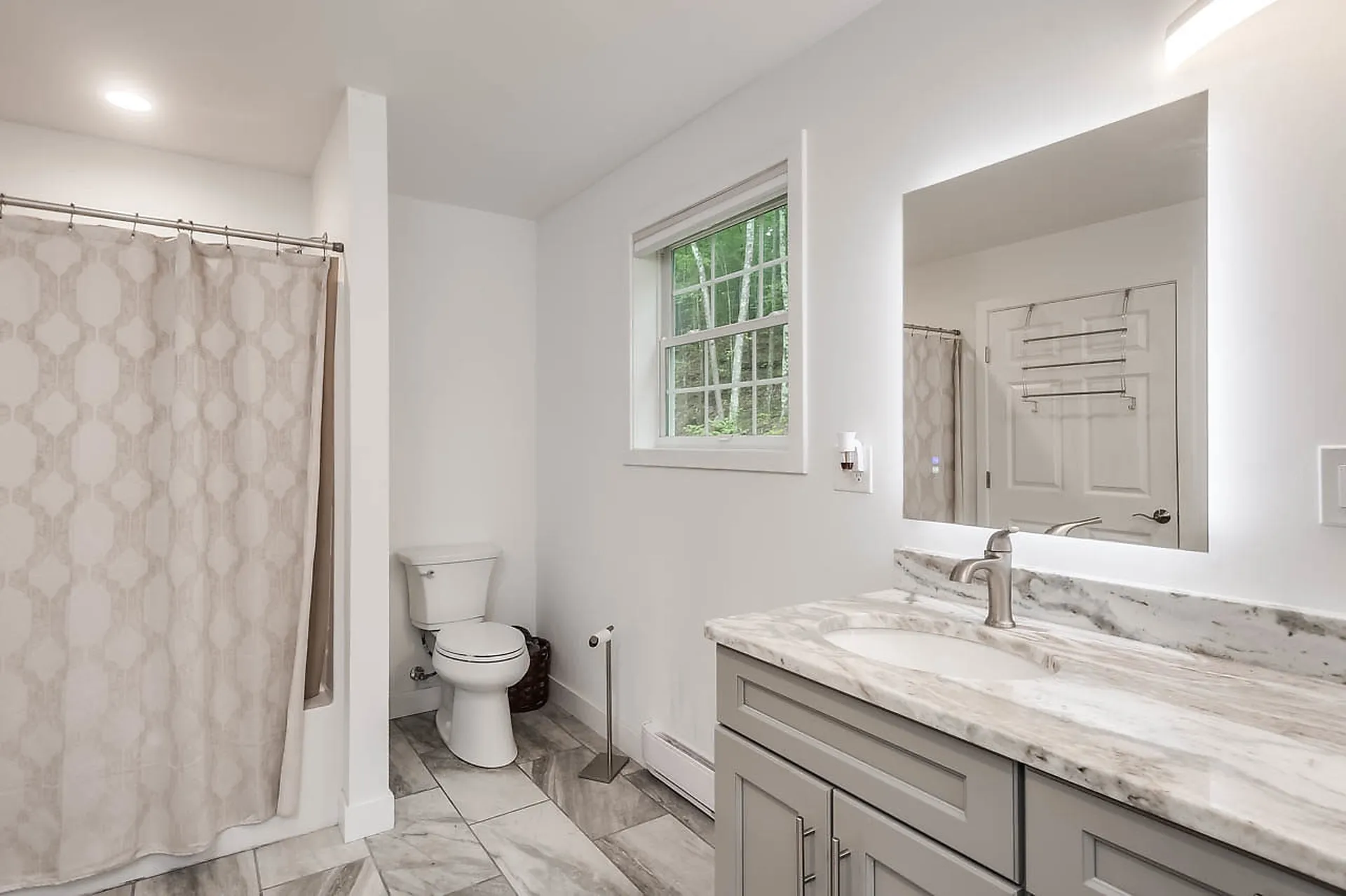 106 Hayes Road Madbury NH 03823