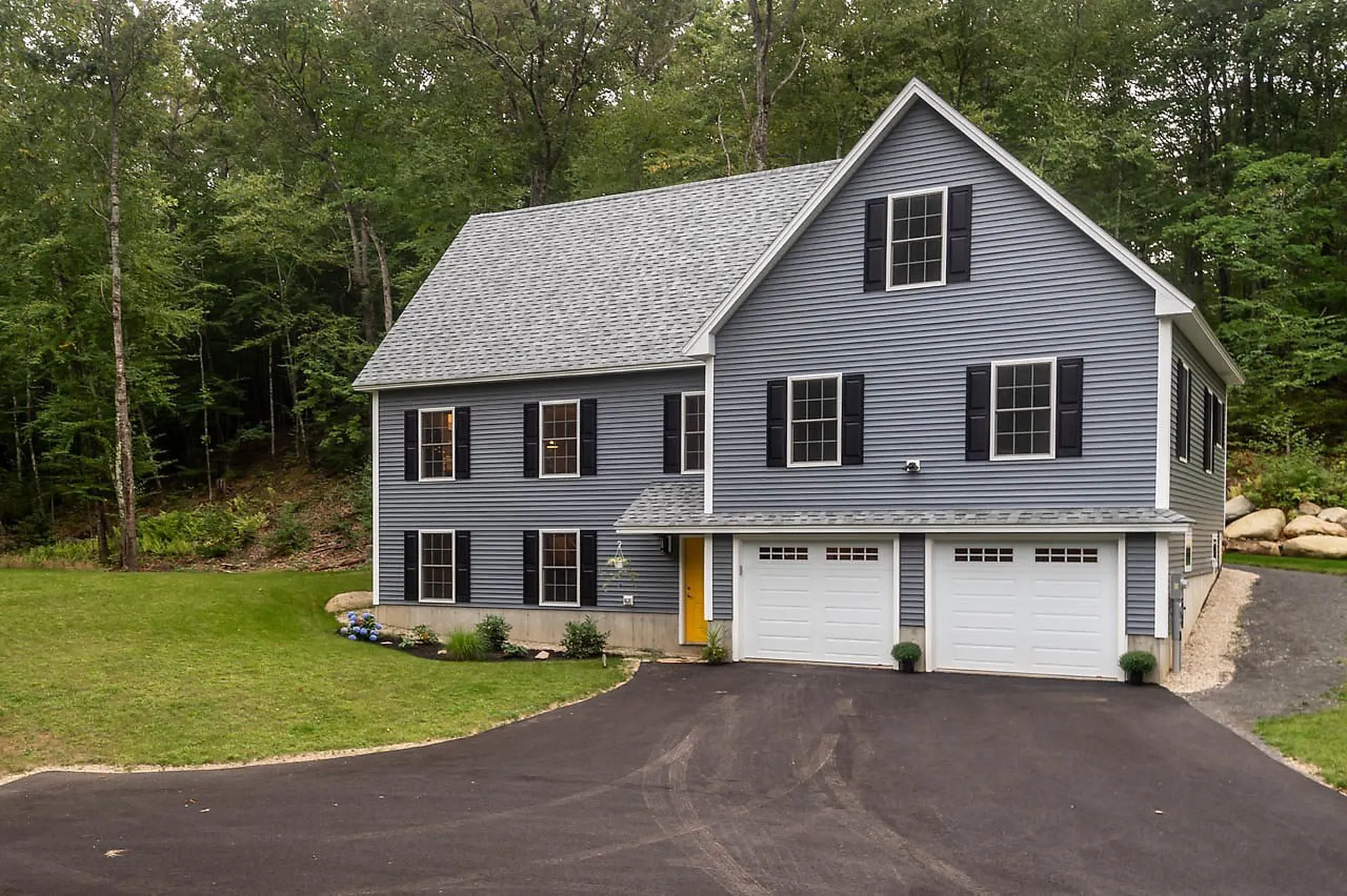106 Hayes Road Madbury NH 03823
