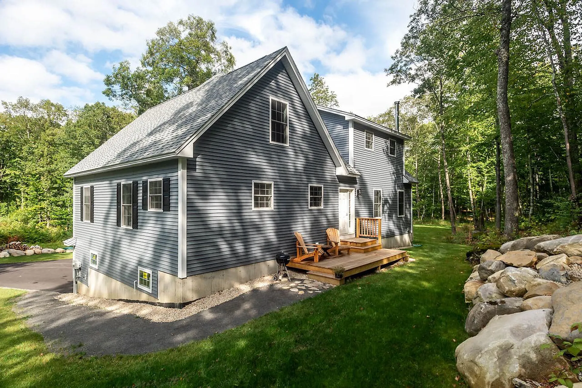 106 Hayes Road Madbury NH 03823