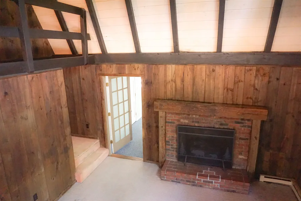 90 Blueberry Hill Lane Gilford NH 03249