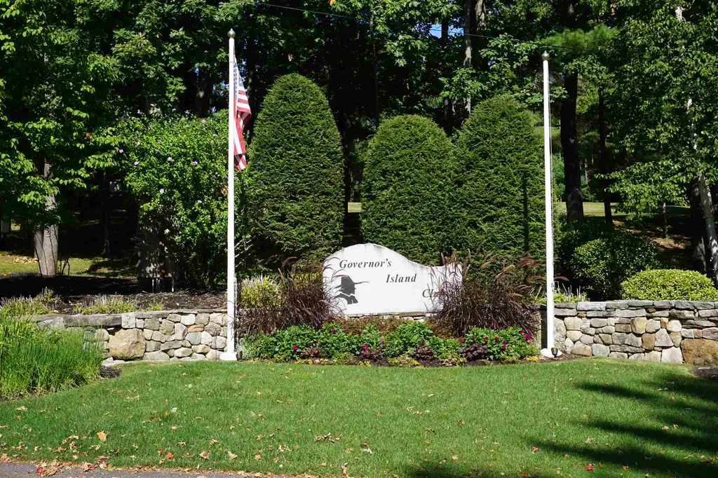 90 Blueberry Hill Lane Gilford NH 03249