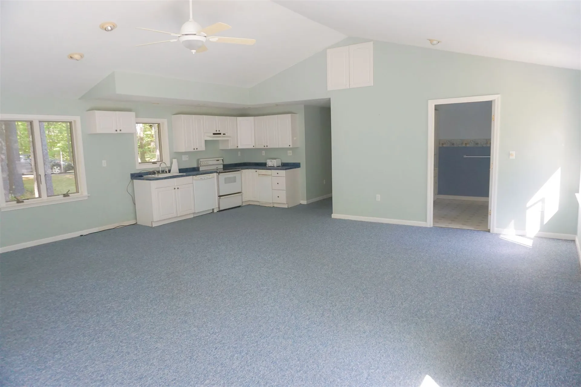 90 Blueberry Hill Lane Gilford NH 03249