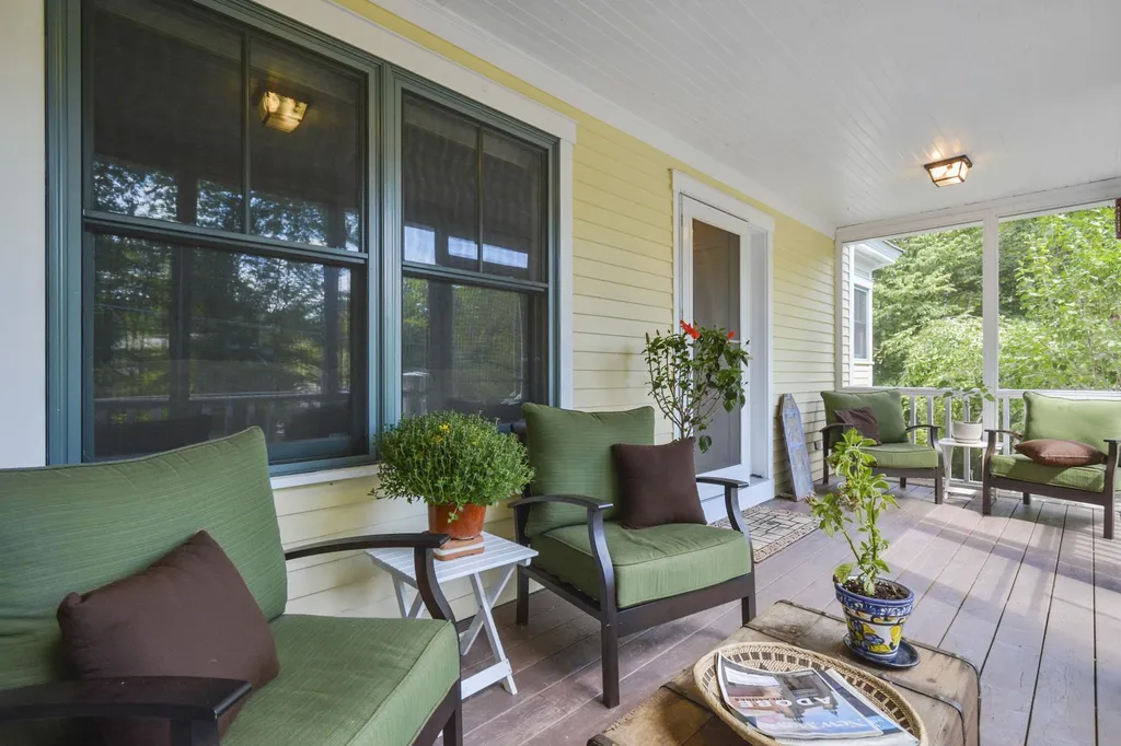 132 Penacook Street Concord NH 03301