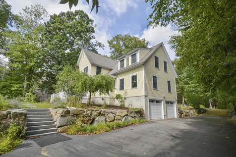 132 Penacook Street Concord NH 03301