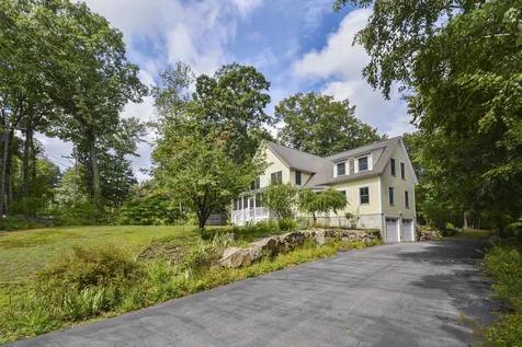 132 Penacook Street Concord NH 03301