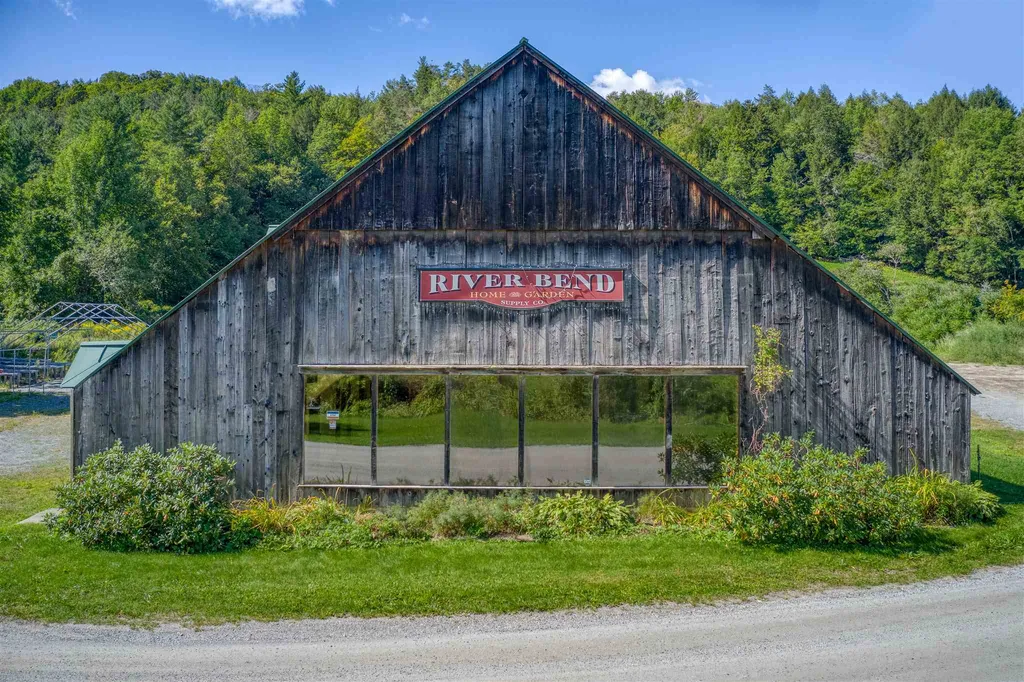 35 Wayside Road Pomfret VT 05091