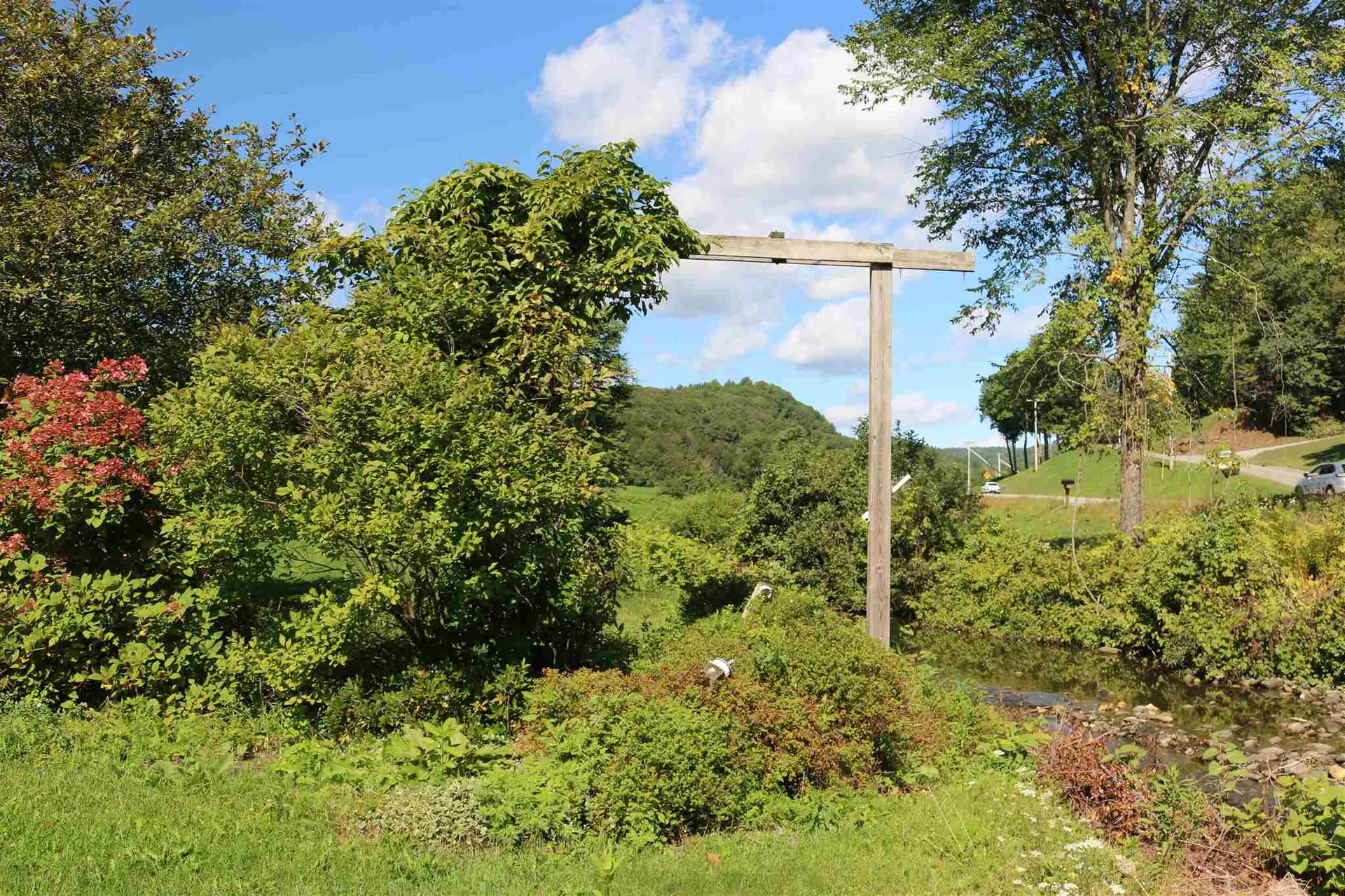 35 Wayside Road Pomfret VT 05091