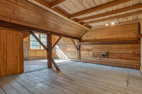 35 Wayside Road Pomfret VT 05091
