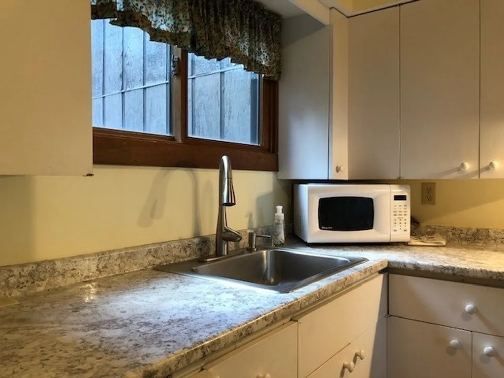 24 North Lynx Street Warren VT 05674