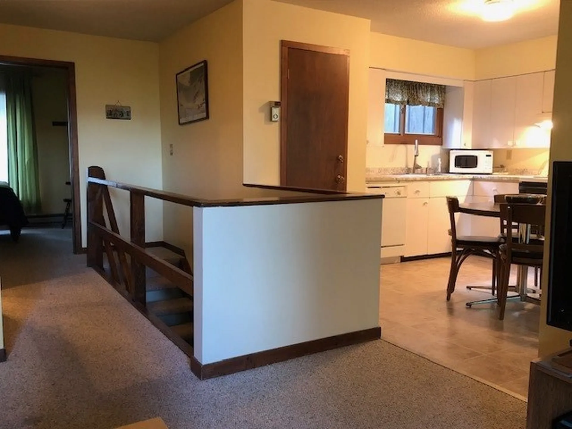 24 North Lynx Street Warren VT 05674