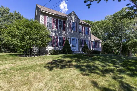2 Winslow Drive Newmarket NH 03857