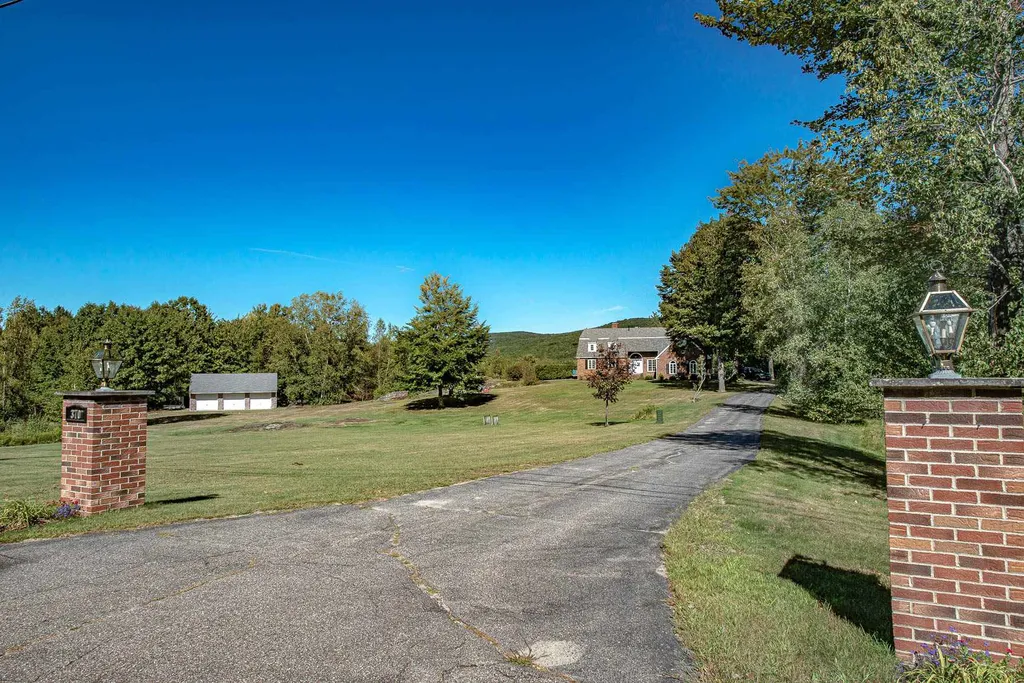 370 Upper Birch Drive Bristol NH 03222