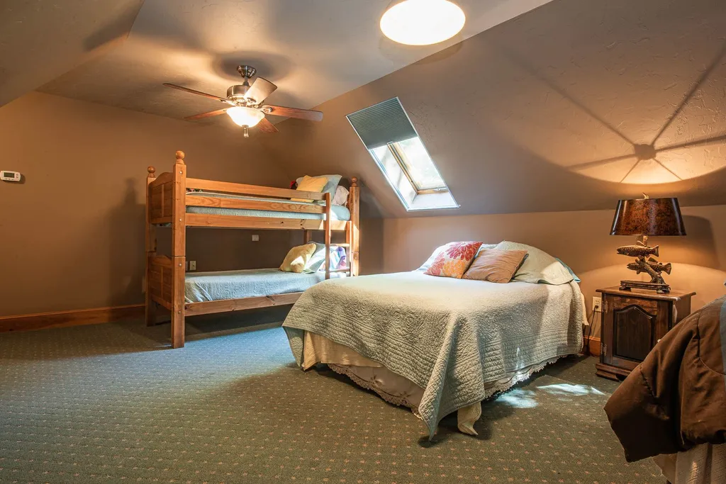 370 Upper Birch Drive Bristol NH 03222