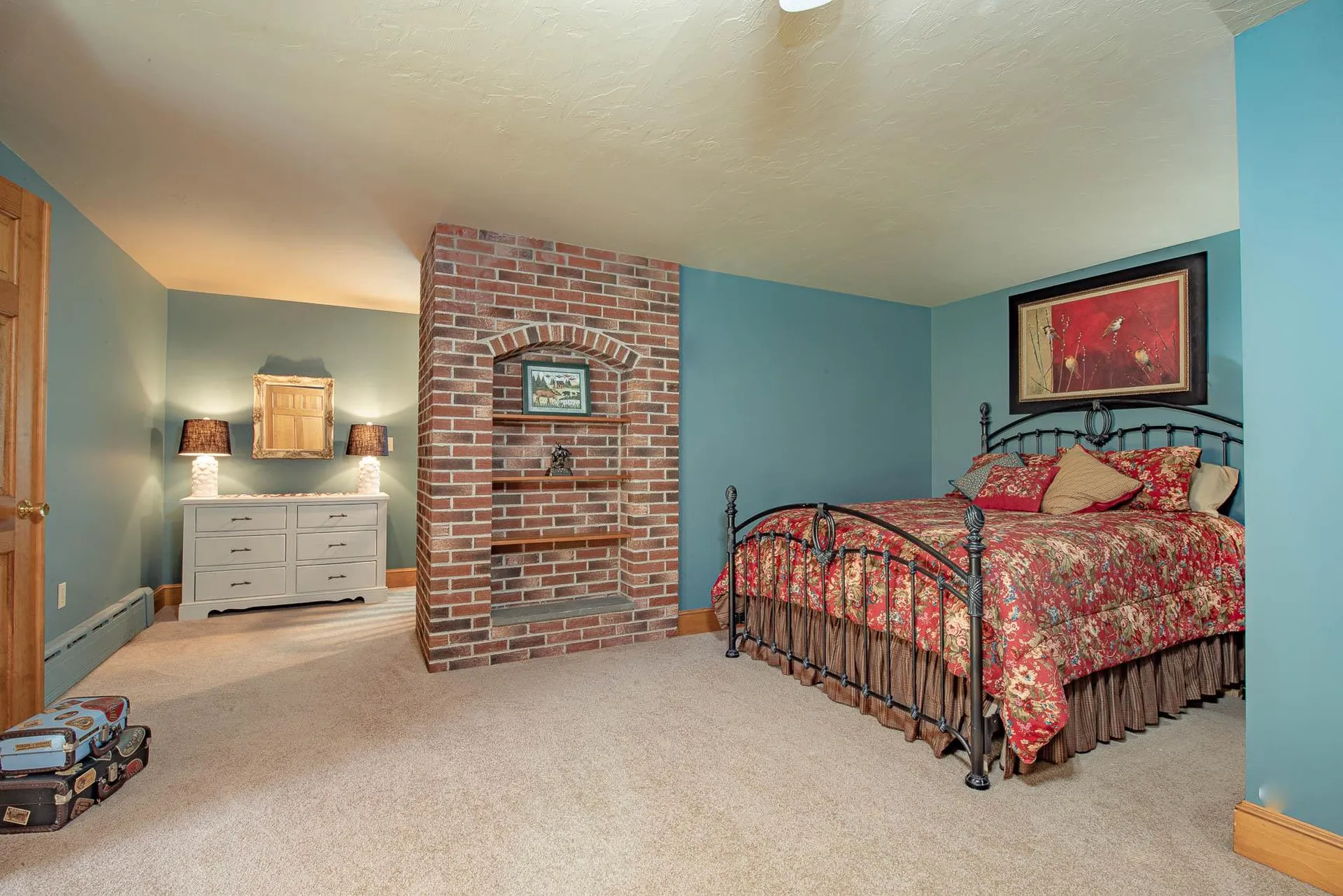 370 Upper Birch Drive Bristol NH 03222