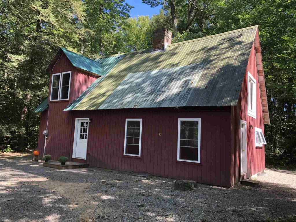 143 Camp Elizabeth Way Newport City VT 05855