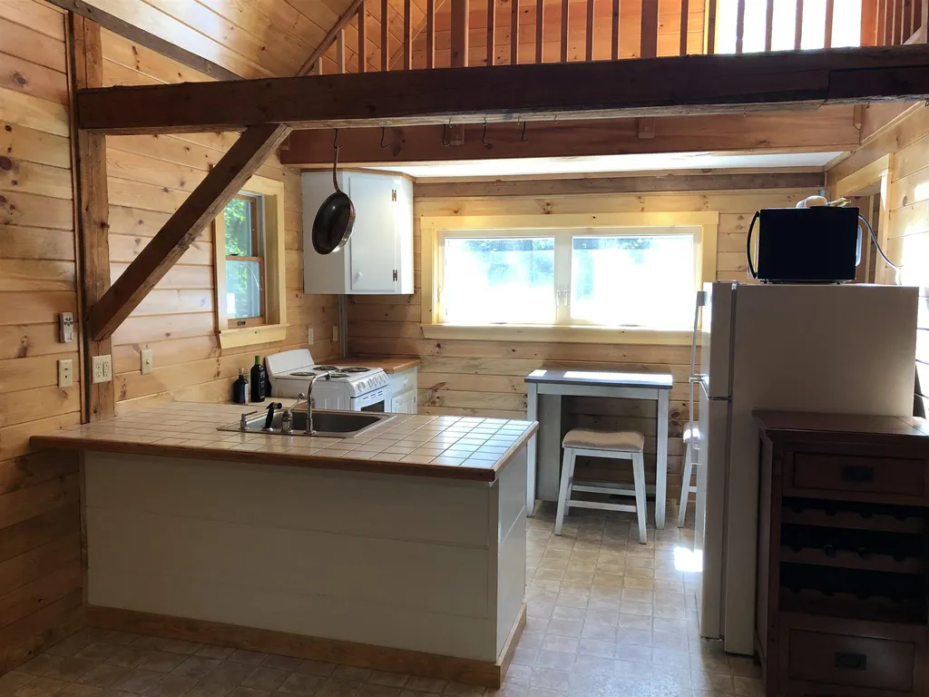 143 Camp Elizabeth Way Newport City VT 05855