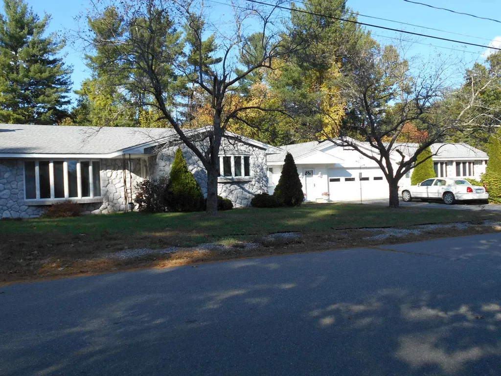 6 Hemlock Street Plaistow NH 03865