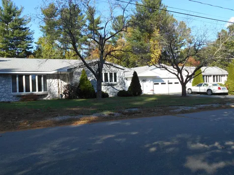 6 Hemlock Street Plaistow NH 03865