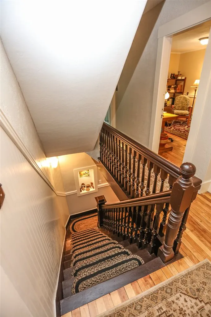 50 Central Street Sunapee NH 03782