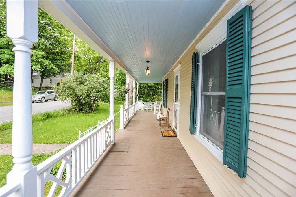 50 Central Street Sunapee NH 03782