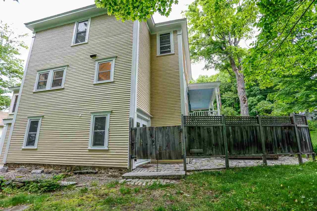 50 Central Street Sunapee NH 03782
