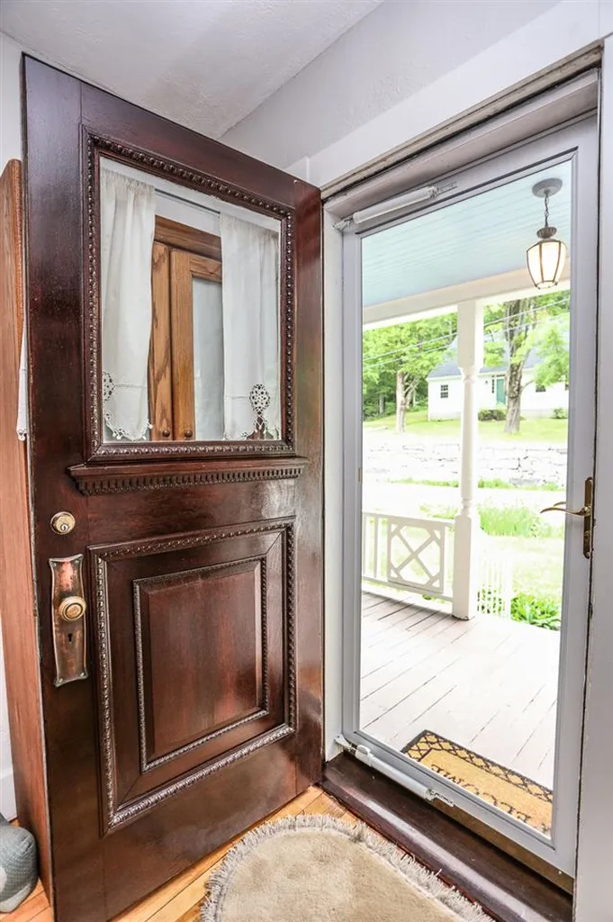 50 Central Street Sunapee NH 03782