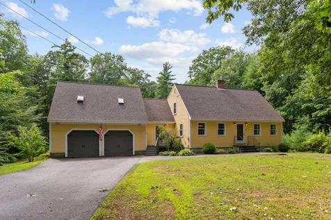 112 Heritage Drive Rollinsford NH 03869