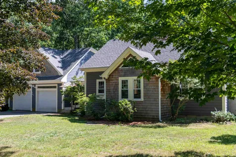 197 Hilldale Avenue South Hampton NH 03827