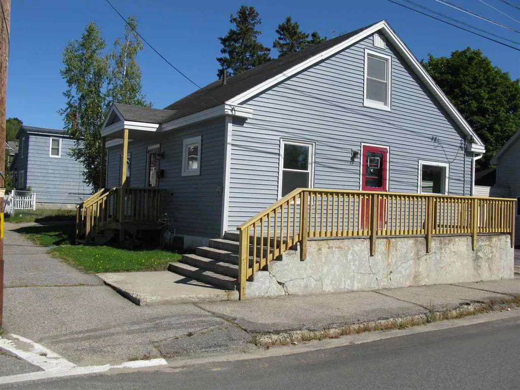 162 Willow Street Berlin NH 03570