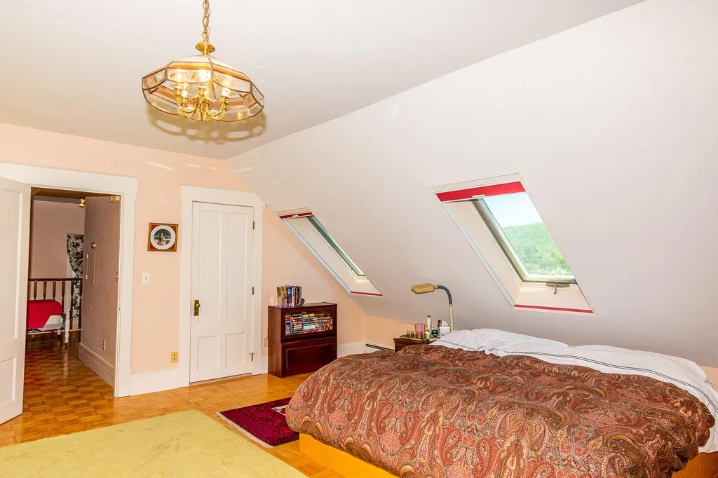 6 Allen Street Lebanon NH 03766