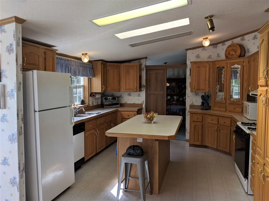 726 Clifford Farm Road Sharon VT 05065