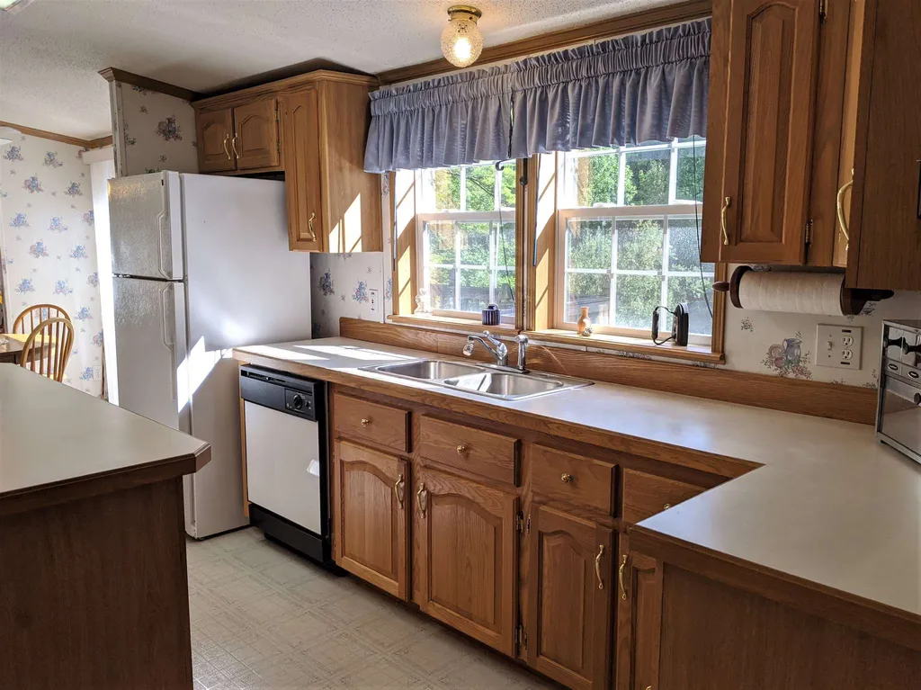 726 Clifford Farm Road Sharon VT 05065