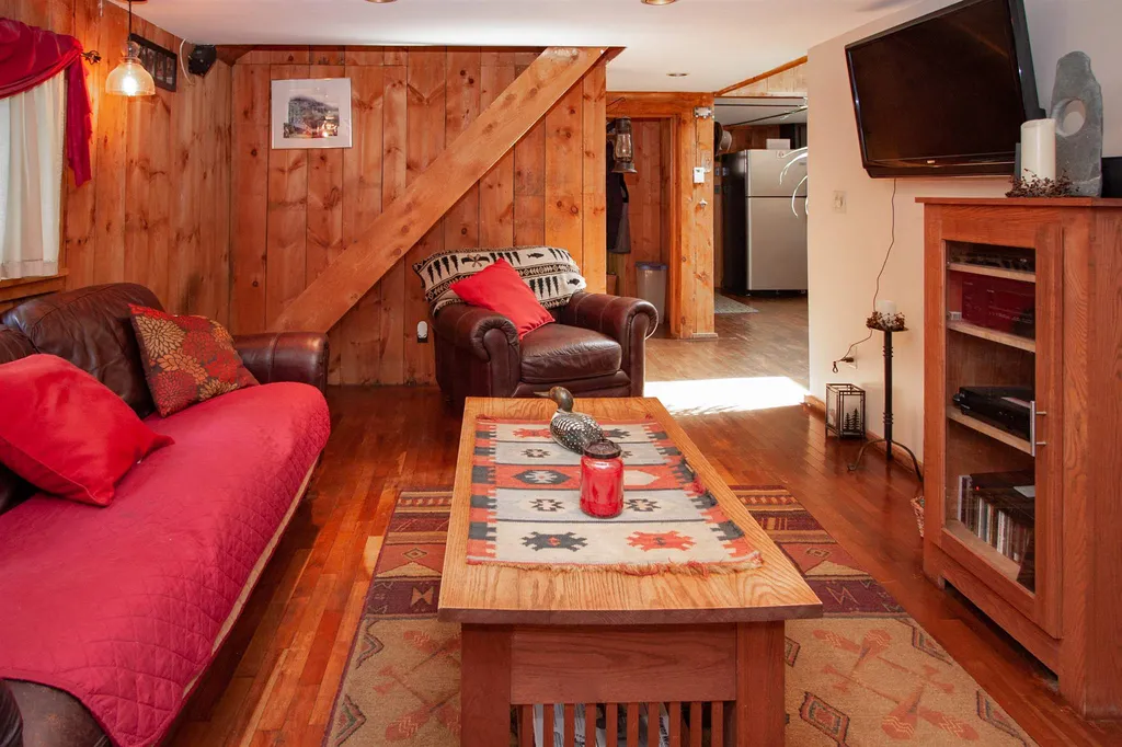 28 Shepard Lane Westford VT 05494