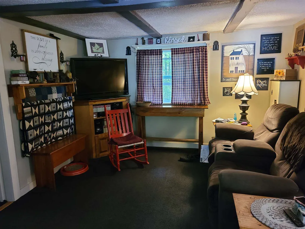 148 Oxbow Road Hinsdale NH 03451