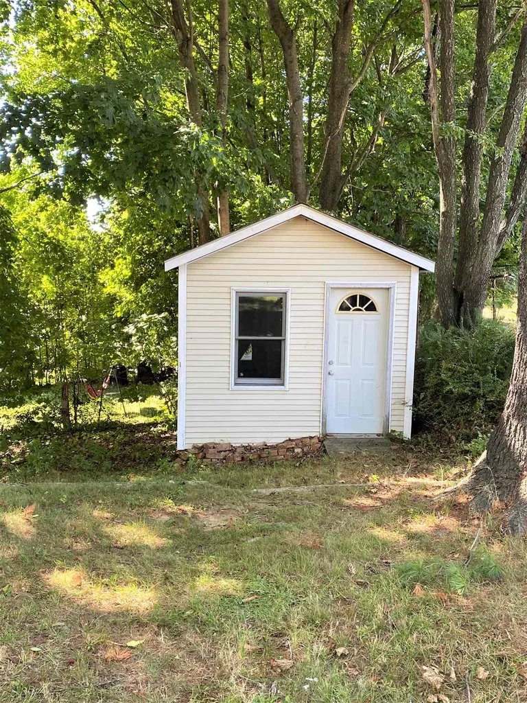20 High Street Pembroke NH 03275