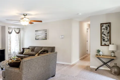 18 Margarets Way Ossipee NH 03864