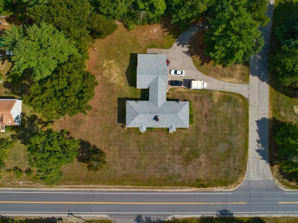 133&135 Lowell Road Windham NH 03087