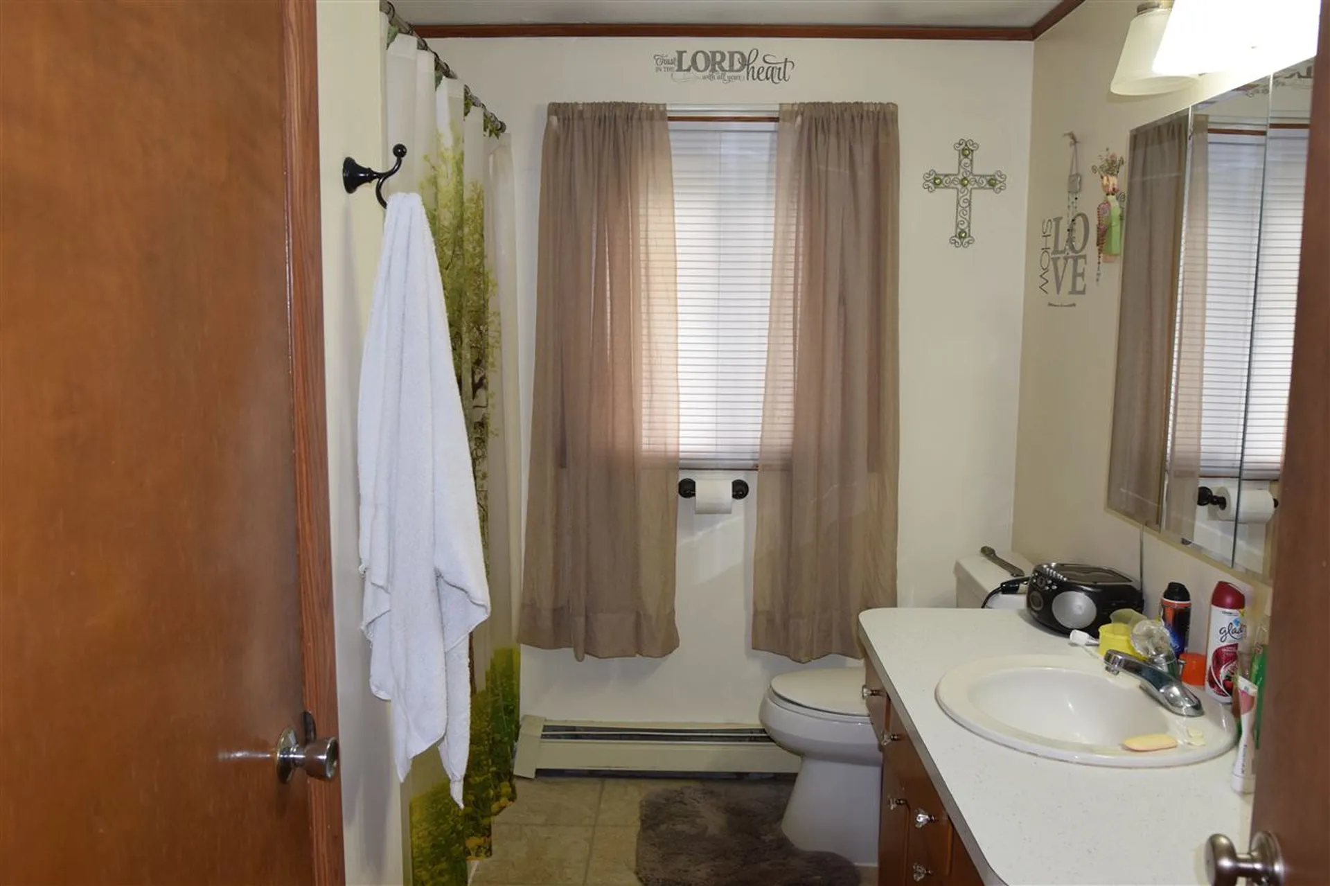 133&135 Lowell Road Windham NH 03087
