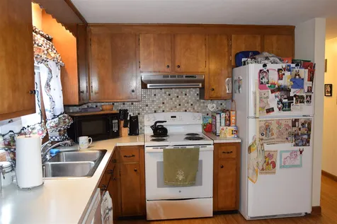 133&135 Lowell Road Windham NH 03087