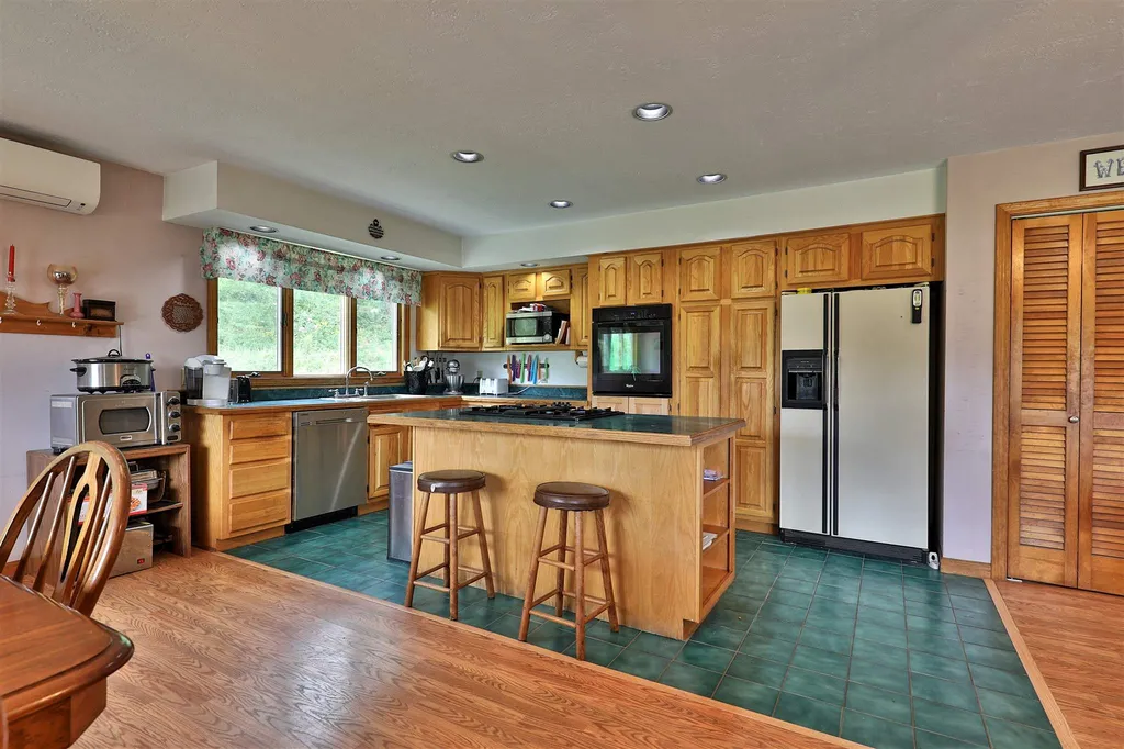 4477 Route 100 Pittsfield VT 05762