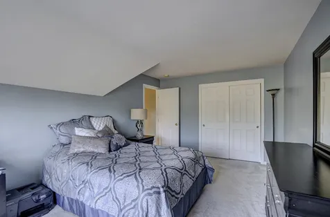 17a Canterberry Court Hudson NH 03051