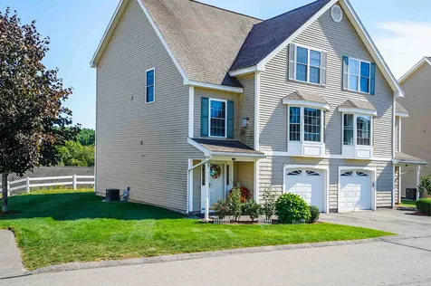17a Canterberry Court Hudson NH 03051