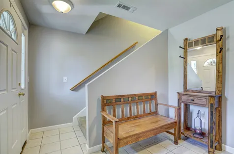 17a Canterberry Court Hudson NH 03051