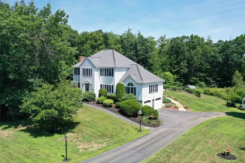8 Fiddlehead Lane Chester NH 03036