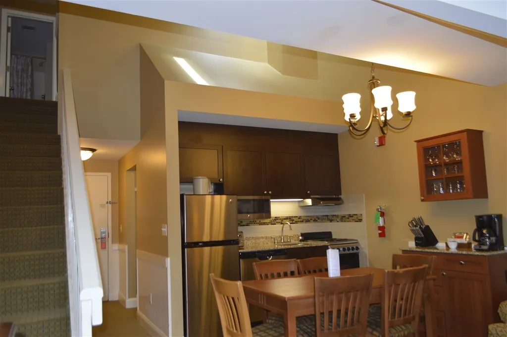 320/322, Qtr 4, 89 Grand Summit Way Dover VT 05356