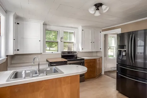 61 Elm Street Farmington NH 03835