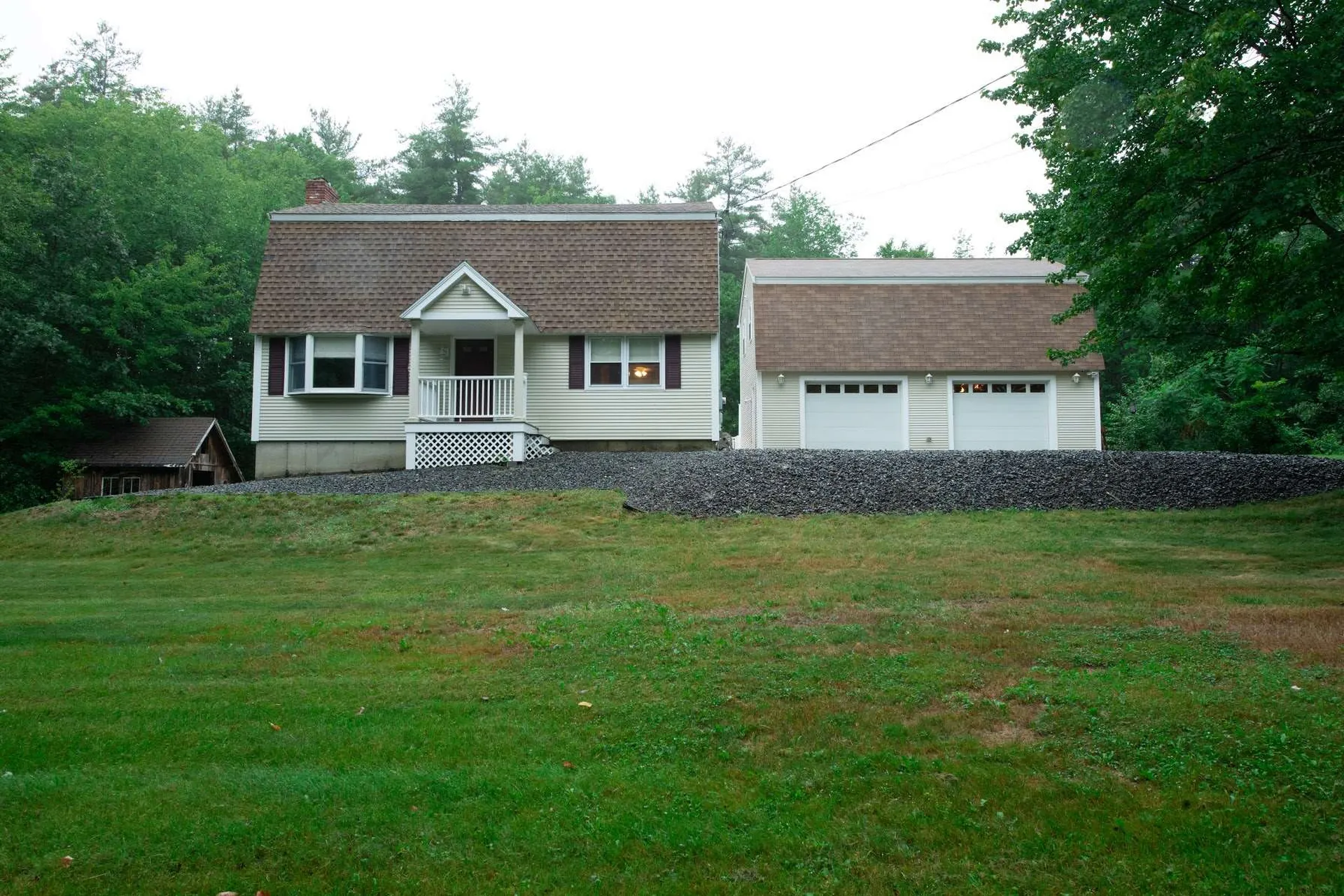88 N Main Street Newton NH 03858