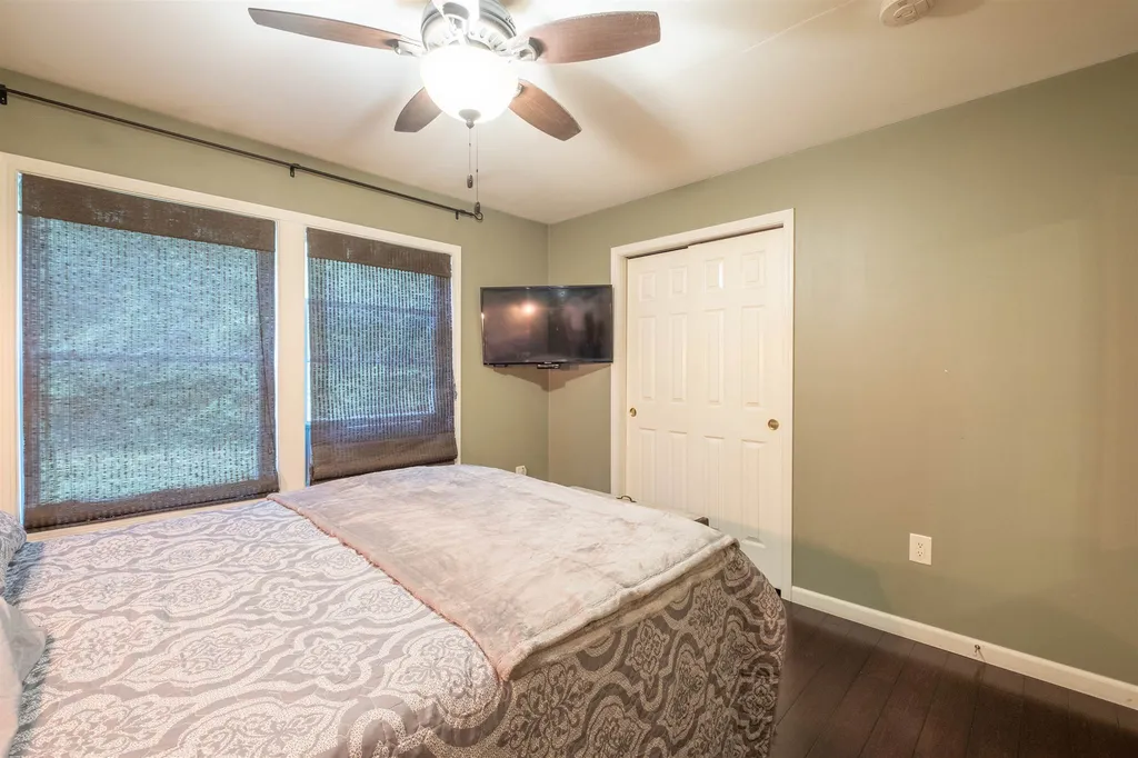 975 Hill Road Franklin NH 03235