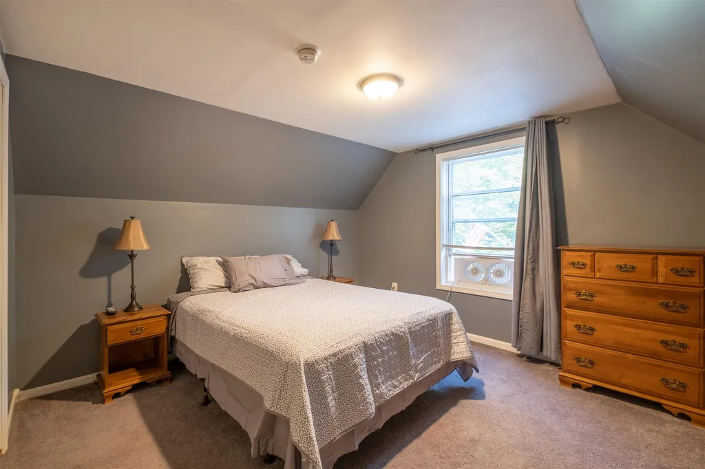 975 Hill Road Franklin NH 03235