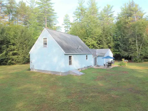 975 Hill Road Franklin NH 03235